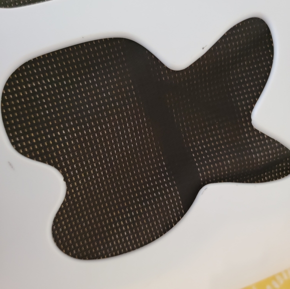 Marshmellow Mask( As is) - Picture 5 of 5